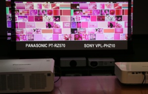 Sony VPL-PHZ10 vs Panasonic PT-RZ570 - Color Gradient